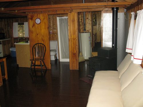 img03 Maine Cabin Rental - Hobart Cabin