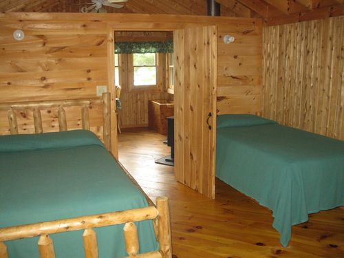 img02 Maine Cabin Rental - Bassmaster Cabin